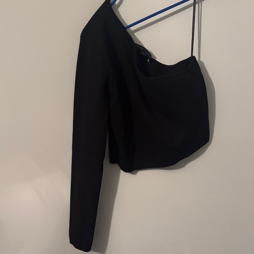 English Factory Elegant Black Top